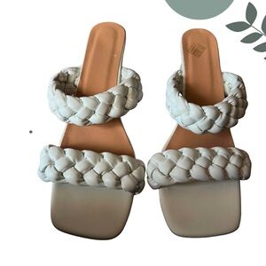 🛍️3/$40 White Braided Block Heel Sandals – Size 43 (Fits 10.5/11 Women’s)